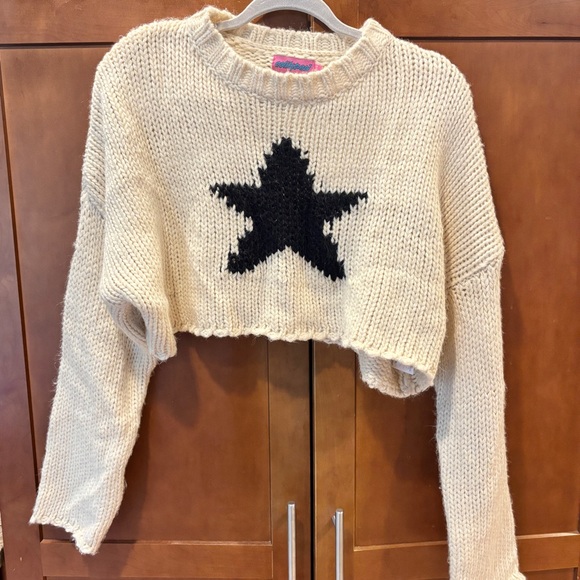 Edikted Mega Star Cropped Knit Sweater - Picture 2 of 4